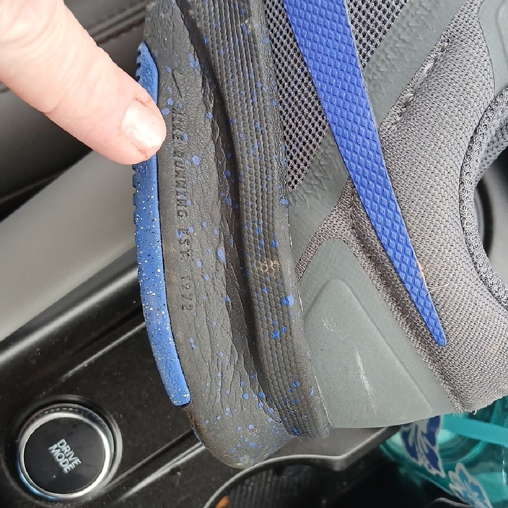 Nike Gray and Blue Athletic Shoes - Picture 2 of 4